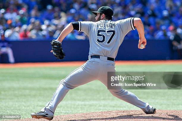 Chicago White Sox pitcher Zach Putnam pitching in the 8th inning. The Chicago White Sox defeated the Toronto Blue Jays 4 - 3 at the Rogers Centre,...