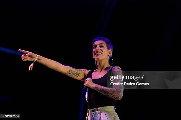 Capicua Rapper 42 Capicua Stock Photos, High-Res Pictures, and Images - Getty Images