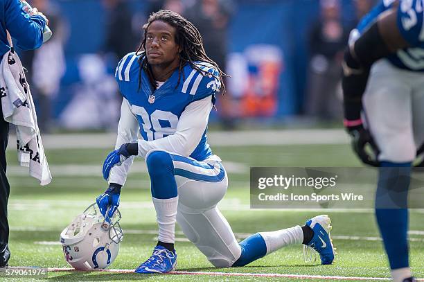 Timeout Sign Nfl Timeout Nfl Photos and Premium High Res Pictures - Getty Images
