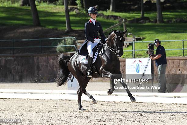 Peter Roffman 11 Caroline Roffman Photos & High Res Pictures - Getty Images