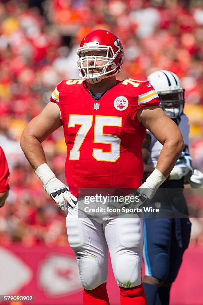 Kansas City Chiefs guard Mike McGlynn during the NFL game between the Tennessee Titans and the Kansas City Chiefs at Arrowhead Stadium in Kansas...