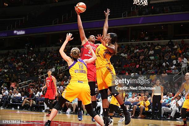 Kia Vaughn of the Washington Mystics shoots against the Los Angeles Sparks on July 22, 2016 at Verizon Center in Washington, DC. NOTE TO USER: User...