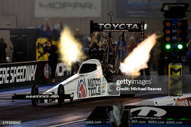 Antron Brown qualifies during day one of the Mo-Par Mile High Nationals at Bandimere Speedway on July 22, 2016.