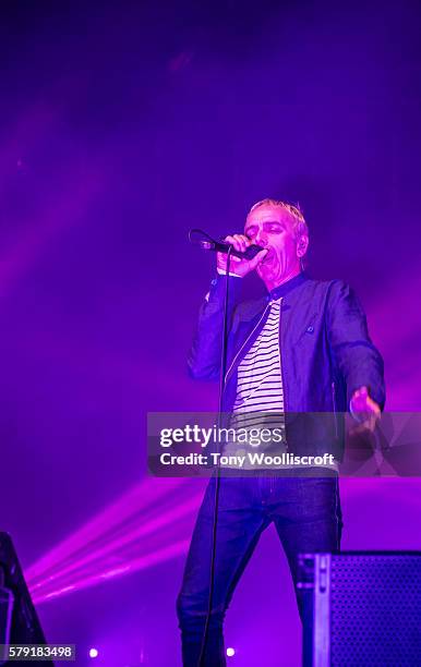 Macclesfield, ENGLAND Karl Hyde of Underworld at Jodrell Bank on July 22, 2016 in Macclesfield, England.