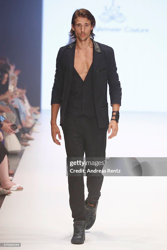 Fashionyard Show - Platform Fashion July 2016