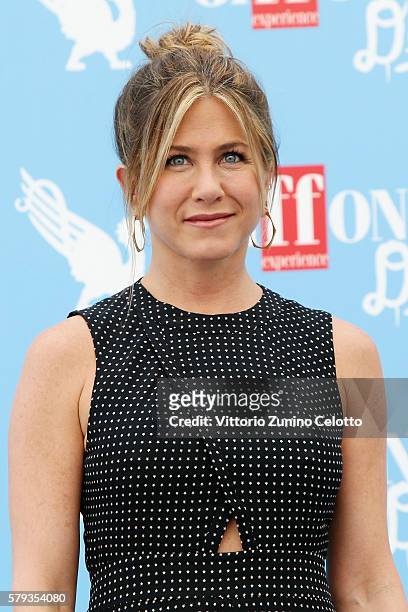 Jennifer Aniston attends the Giffoni Film Festival Day 9 photocall on July 23, 2016 in Giffoni Valle Piana, Italy.