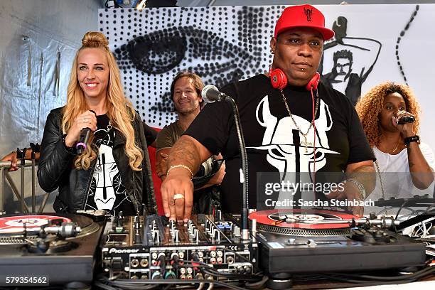 Loona performs during day 2 of the Streetstyle@Gallery event at Areal Boehler on July 23, 2016 in Duesseldorf, Germany.