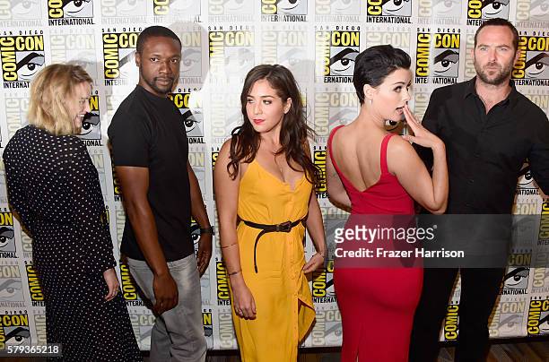 Actors Ashley Johnson, Rob Brown, Audrey Esparza, Jaimie Alexander and Sullivan Stapleton attend "Blindspot" Press Line during Comic-Con...