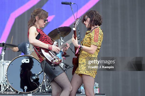 Timony Timony Photos and Premium High Res Pictures - Getty Images