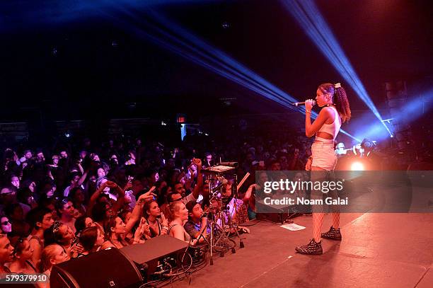 Aluna Francis of AlunaGeorge performs onstage at the 2016 Panorama NYC Festival - Day 2 at Randall's Island on July 23, 2016 in New York City.