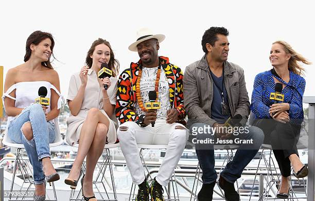 Mercedes Masohn, Alycia Debnam-Carey, Coleman Domingo, Cliff Curts and Kim Dickens attend AMC at Comic-Con on July 23, 2016 in San Diego, California.