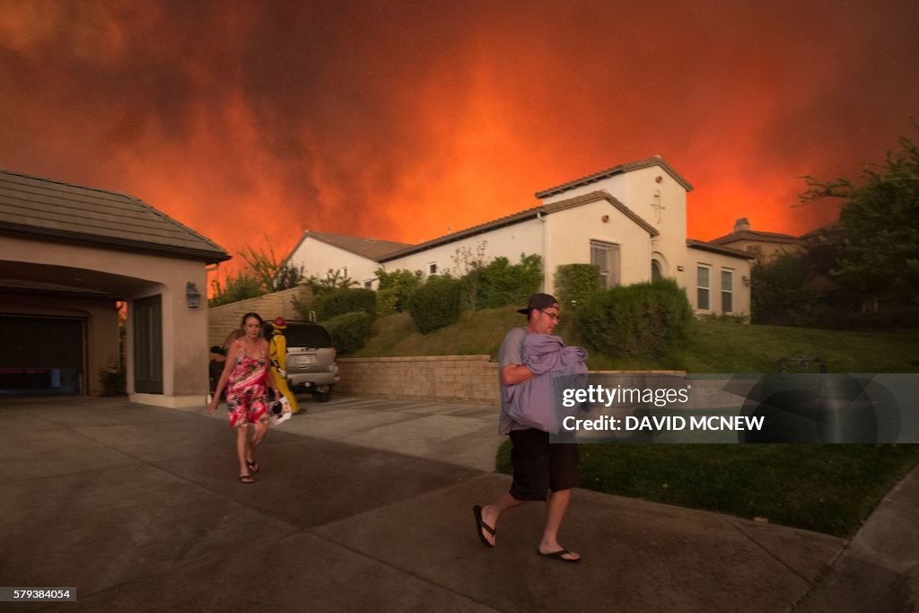 TOPSHOT-US-FIRES-CALIFORNIA