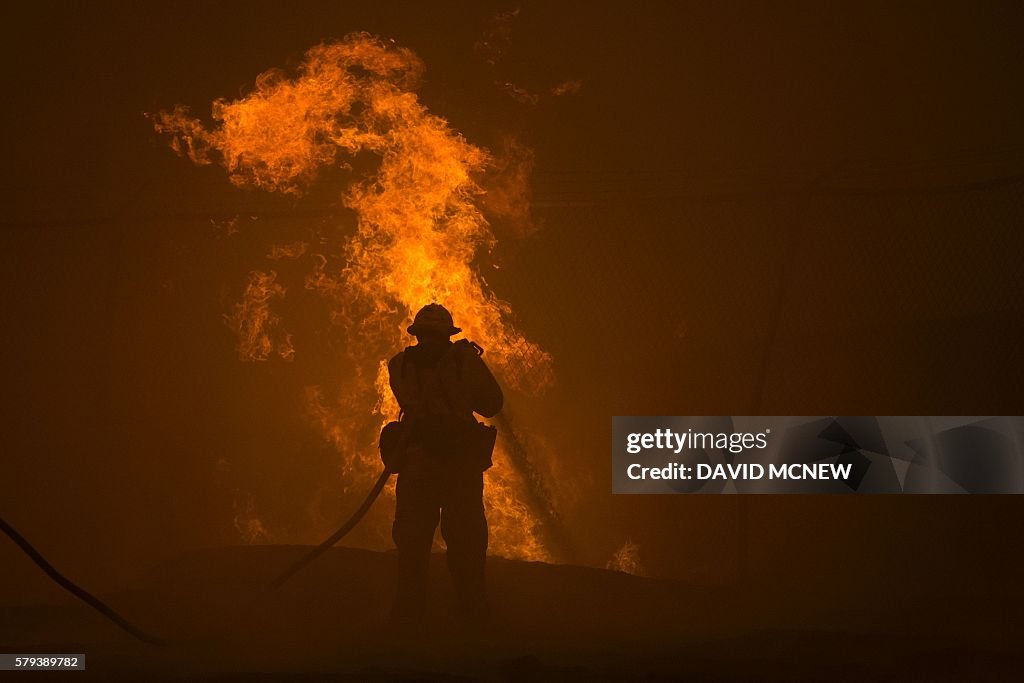 TOPSHOT-US-FIRES-CALIFORNIA