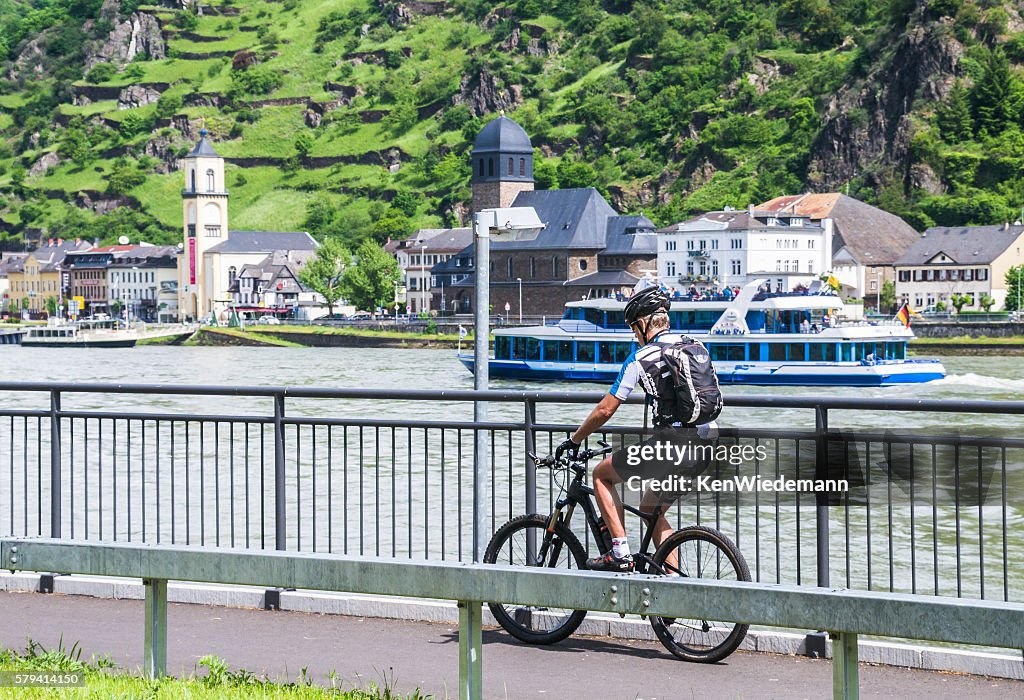Bicicleta ao longo do Reno
