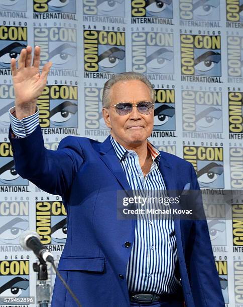 Actor Lee Majors waves to fans at the "Ash vs Evil Dead" Comic-Con screening at the San Diego Convention Center on July 23, 2016 in San Diego,...