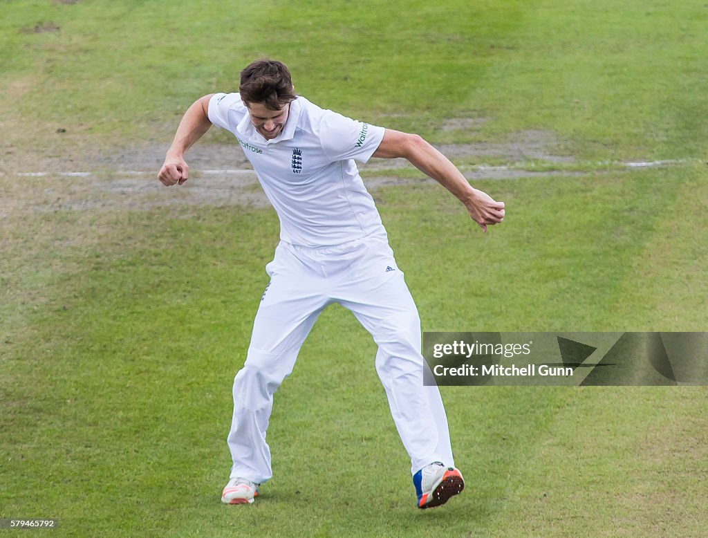 England v Pakistan: 2nd Investec Test - Day Three