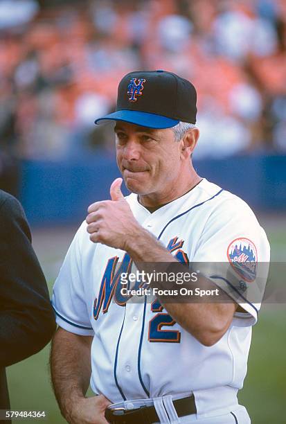 Manager Bobby Valentine of the New York Mets talks with the umpire during a Major League Baseball game circa 2000 at Shea Stadium in the Queens...
