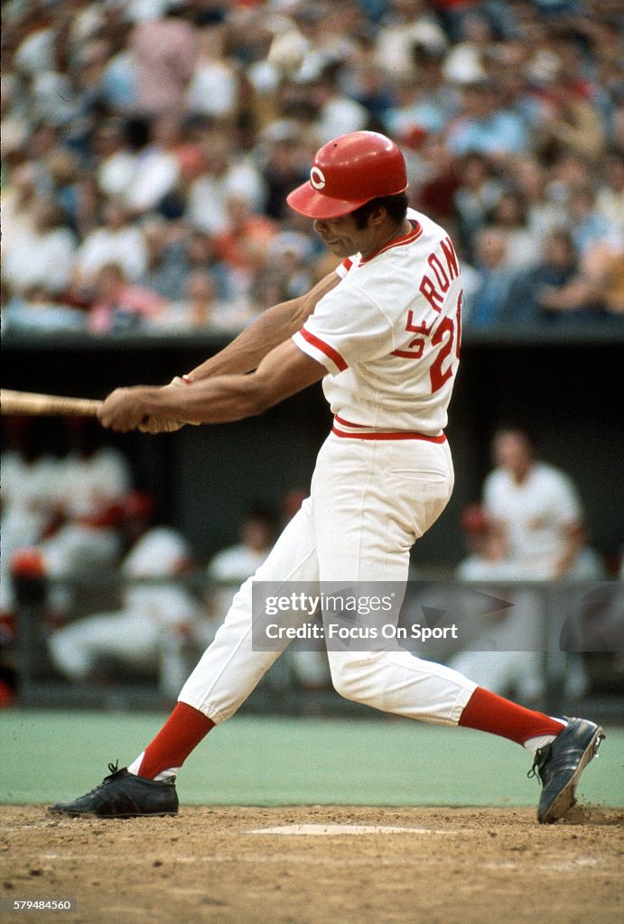 Cesar Geronimo Reds Cesar Geronimo of the Cincinnati Reds bats against the Pittsburgh ...