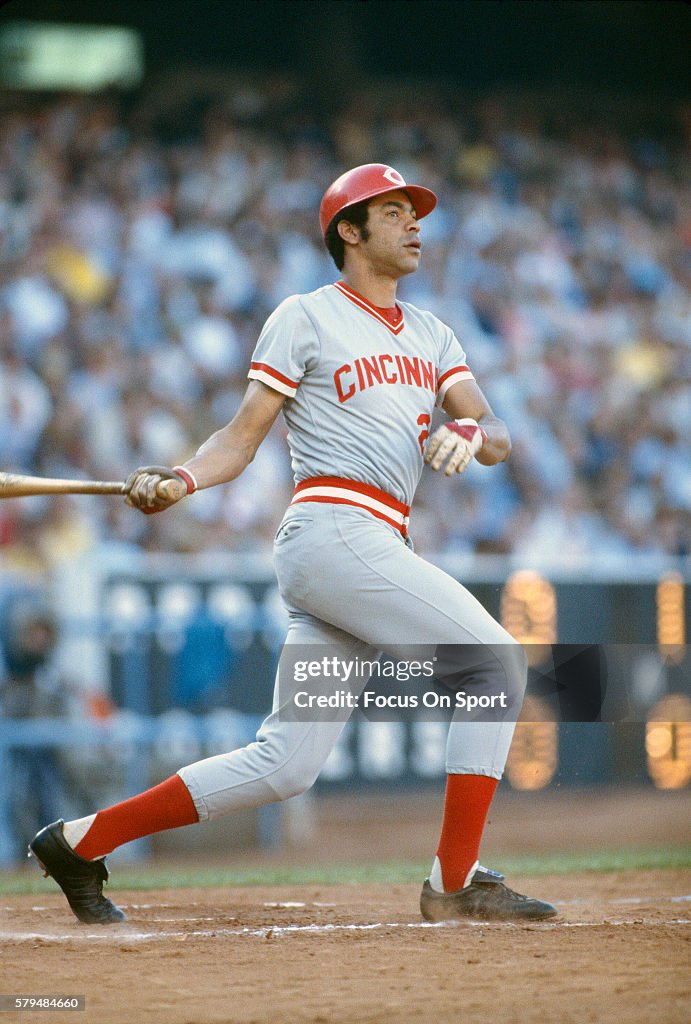 Cesar Geronimo Reds Cesar Geronimo of the Cincinnati Reds bats against the Los Angeles ...