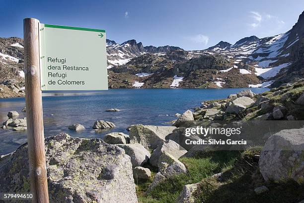 aigüestortes national park, pyrenees - deportista imagens e fotografias de stock