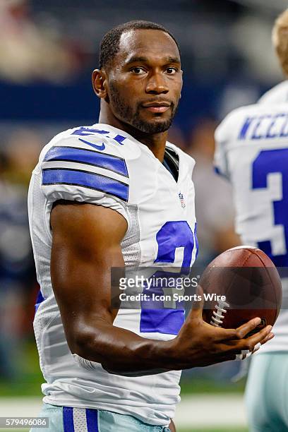 Dallas Cowboys running back Joseph Randle prior to the NFL preseason game between the Dallas Cowboys and the Houston Texans played at the AT&T...