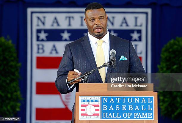 Ken Griffey Jr. Gives his induction speech at Clark Sports Center during the Baseball Hall of Fame induction ceremony on July 24, 2016 in...