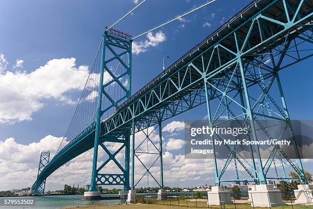 ambassador bridge - puente ambassador fotografías e imágenes de stock
