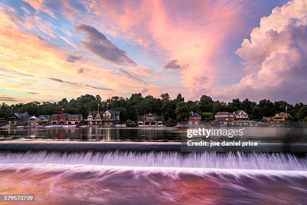 boat houses, philadelphia, pennsylvania, america - boathouse fotografías e imágenes de stock