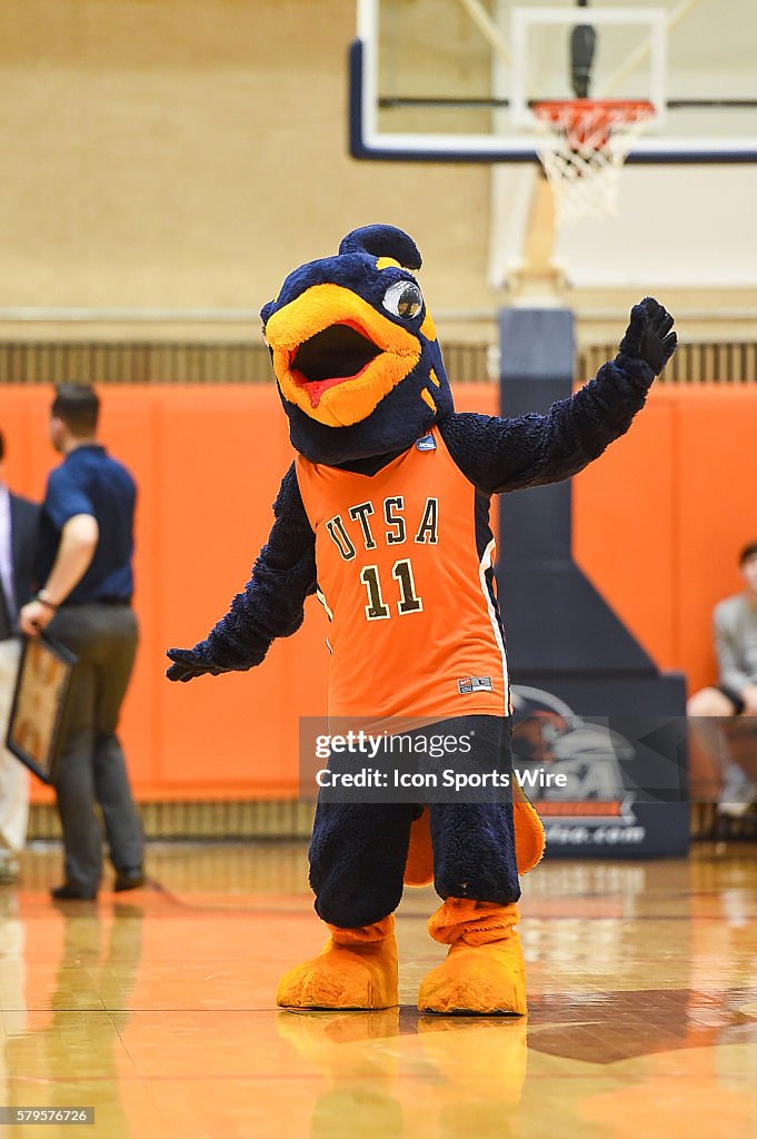 NCAA BASKETBALL: DEC 22 Cal Poly at UTSA