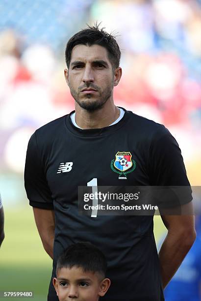 Panama goalkeeper Jaime Penedo . The Men's National Team of Honduras and the Men's National Team of Panama drew 1-1 in a CONCACAF Gold Cup group...