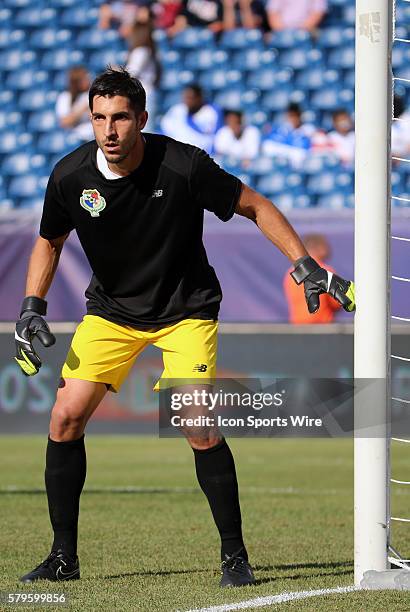 \Panama goalkeeper Jaime Penedo . The Men's National Team of Honduras and the Men's National Team of Panama drew 1-1 in a CONCACAF Gold Cup group...