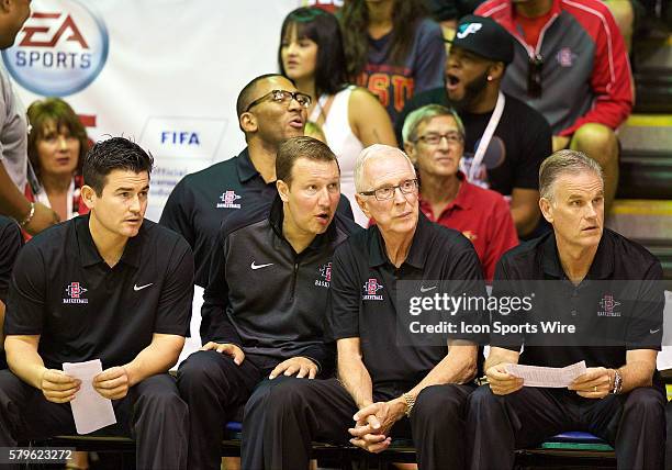 Coach Steve Fisher with his son Mark Fisher by his side during the semi-final of the Maui Invitational at Lahaina Civic Center on Maui, HI.