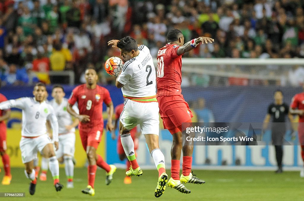 SOCCER: JUL 22 CONCACAF Gold Cup - Semifinals - Panama v Mexico