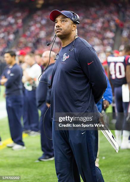 Houston Texans Assistant Strength and Conditioning coach Anthony Pleasant during the NFL Wild Card game between the Kansas City Chiefs and Houston...