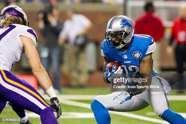 Detroit Lions wide receiver Jeremy Ross runs the ball during game action between the Minnesota Vikings and Detroit Lions during a regular season game...