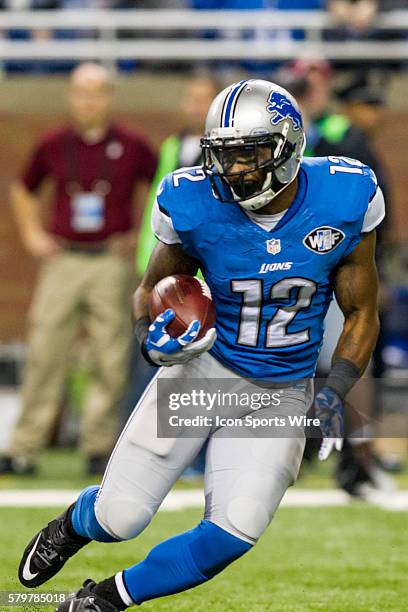 Detroit Lions wide receiver Jeremy Ross runs the ball during game action between the Minnesota Vikings and Detroit Lions during a regular season game...