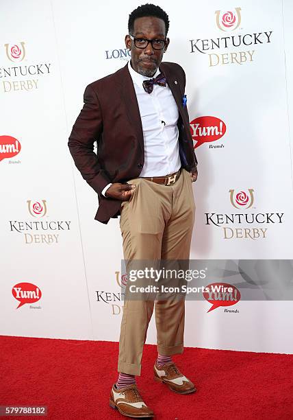 Shawn Stockman, member of the group Boyz II Men, arrives on the red carpet at the 141st running of the Kentucky Derby at Churchill Downs in...