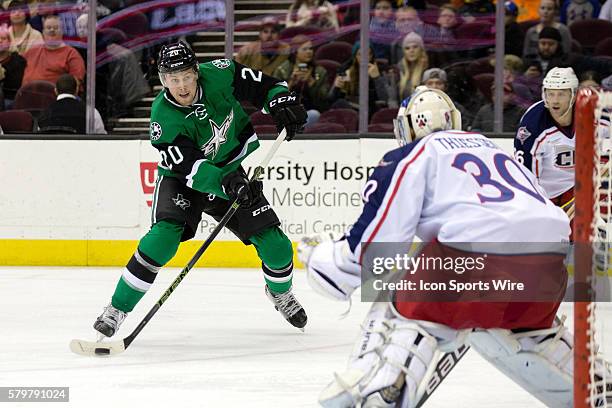 Brett Ritchie 37 Brett Ritchie Ice Hockey Right Winger Stock Photos, High-Res ...