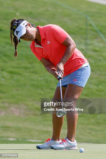 Danielle Kang putts on during the final round of the Volunteers of America North Texas Shootout at Las Colinas Country Club in Irving, TX.
