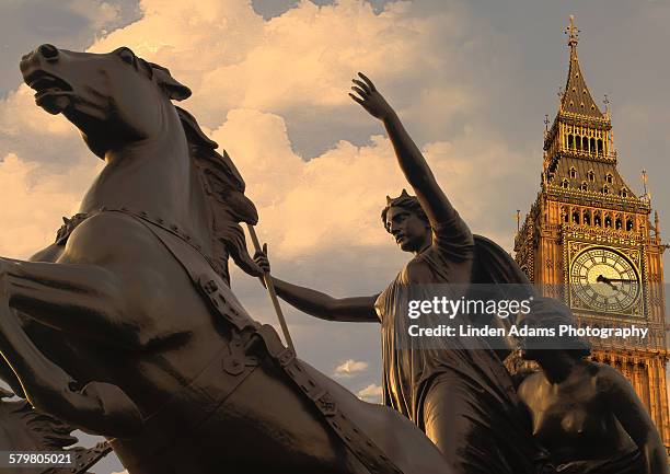 boudicca statue - boadicea statue stock pictures, royalty-free photos & images