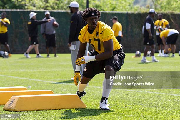 Pittsburgh Steelers defensive end Niko Davis during the 2015 Pittsburgh Steelers Rookie Minicamp at the UPMC Sports Performance Complex in...