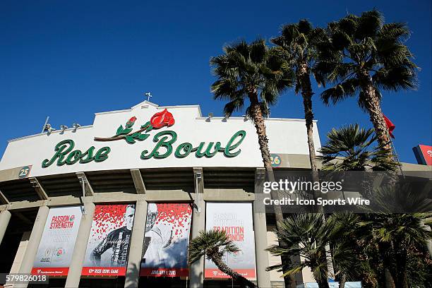 General view of the Rose Bowl before the College Football Playoff Semifinal Rose Bowl Game presented by Northwestern Mutual between the Florida State...