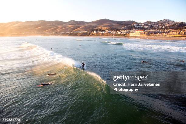 sunset time at pismo beach, california - 皮斯摩海灘 個照片及圖片檔