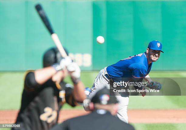 New York Mets starting pitcher Matt Harvey delivers a pitch during the fourth inning in the game between the New York Mets and the Pittsburgh Pirates...