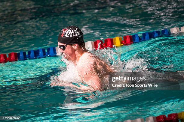 Zachary Snyder competes in the 400m preliminary individual medley during the Arena Pro Swim Series at the YMCA Aquatic Center in Orlando, FL.