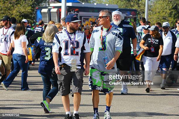 Patriots and Seahawks fans outside University of Phoenix Stadium in Glendale Arizona prior to Super Bowl XLIX, The game is between the Seattle...