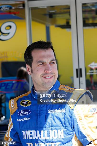 Sam Hornish Jr Richard Petty Motorsports Ford Fusion March 6, 2015: during practice for the Kobalt Tools 400 Sprint Cup Series at Las Vegas Motor...