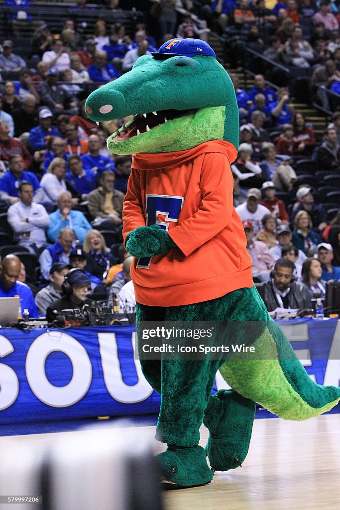 NCAA BASKETBALL: MAR 12 SEC Tournament Ð Florida v Alabama