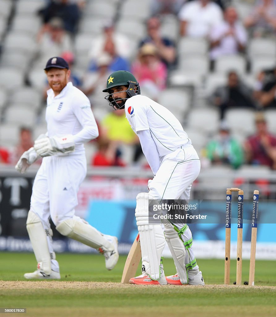 England v Pakistan: 2nd Investec Test - Day Four