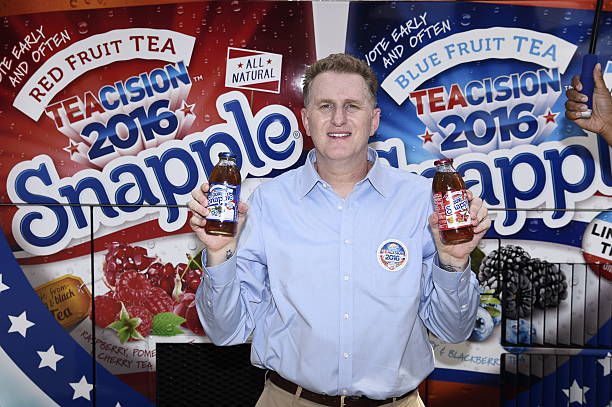 PA: Michael Rapaport gives Philadelphians a much-needed break from politics at the Snapple "TEAcision" Break State Bus